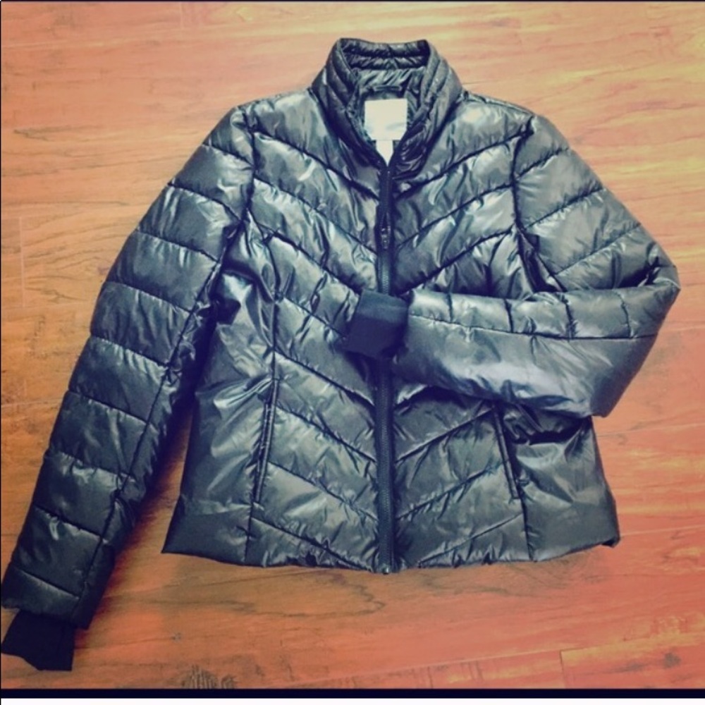 Aeropostale Puffer Jacket w/ thumbhole cutouts